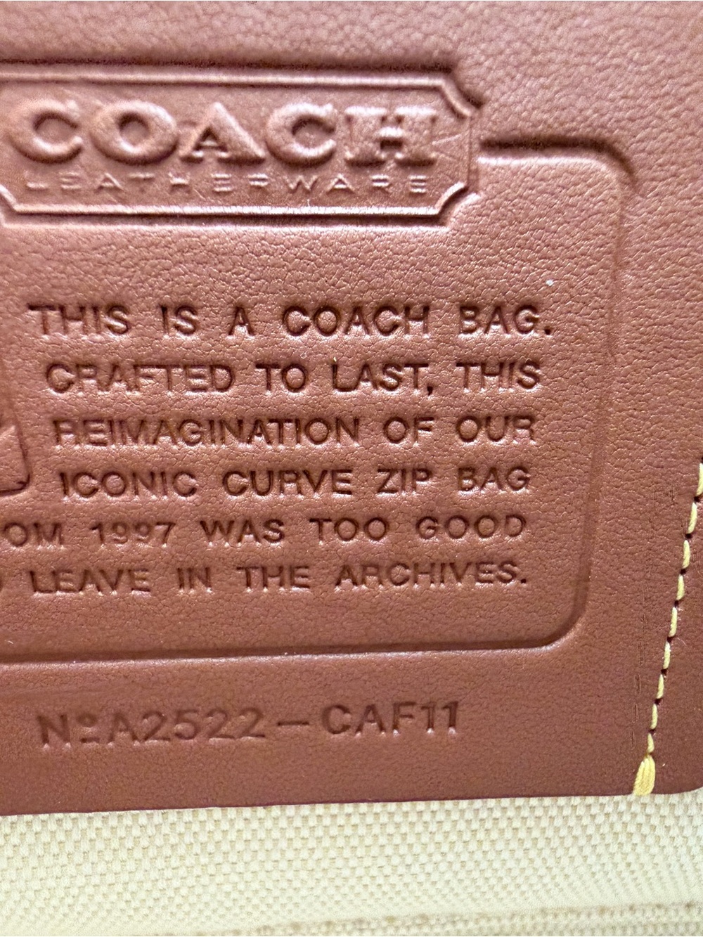 Coach Curve Zip Shoulder Bag Moonlight - Picture 5 of 5